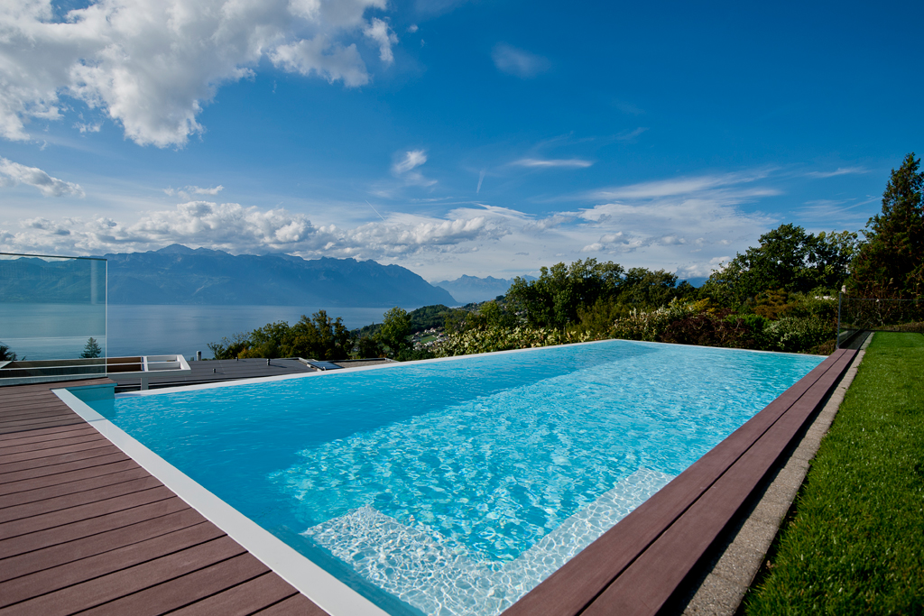 Déboucher un tuyau de piscine